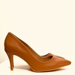 Chic Tan Heels for Women